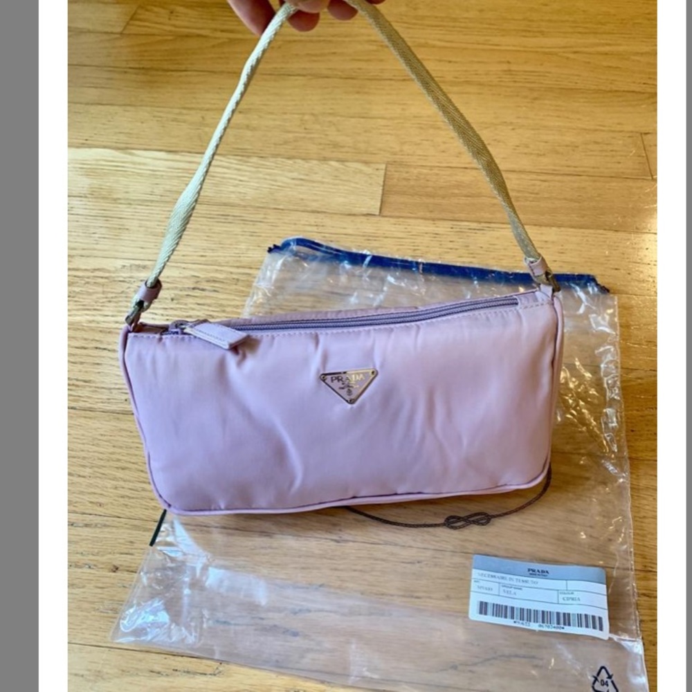 🎉MEGA SALE‼️Brand New Prada Vela in Rare Cipria